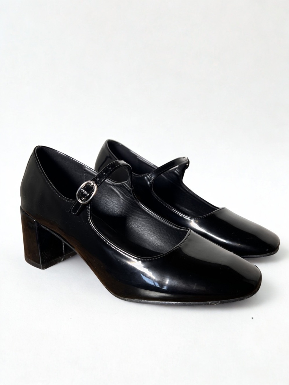 Scoop NYC Classic Black Patent Mary Jane Block Heel Pumps